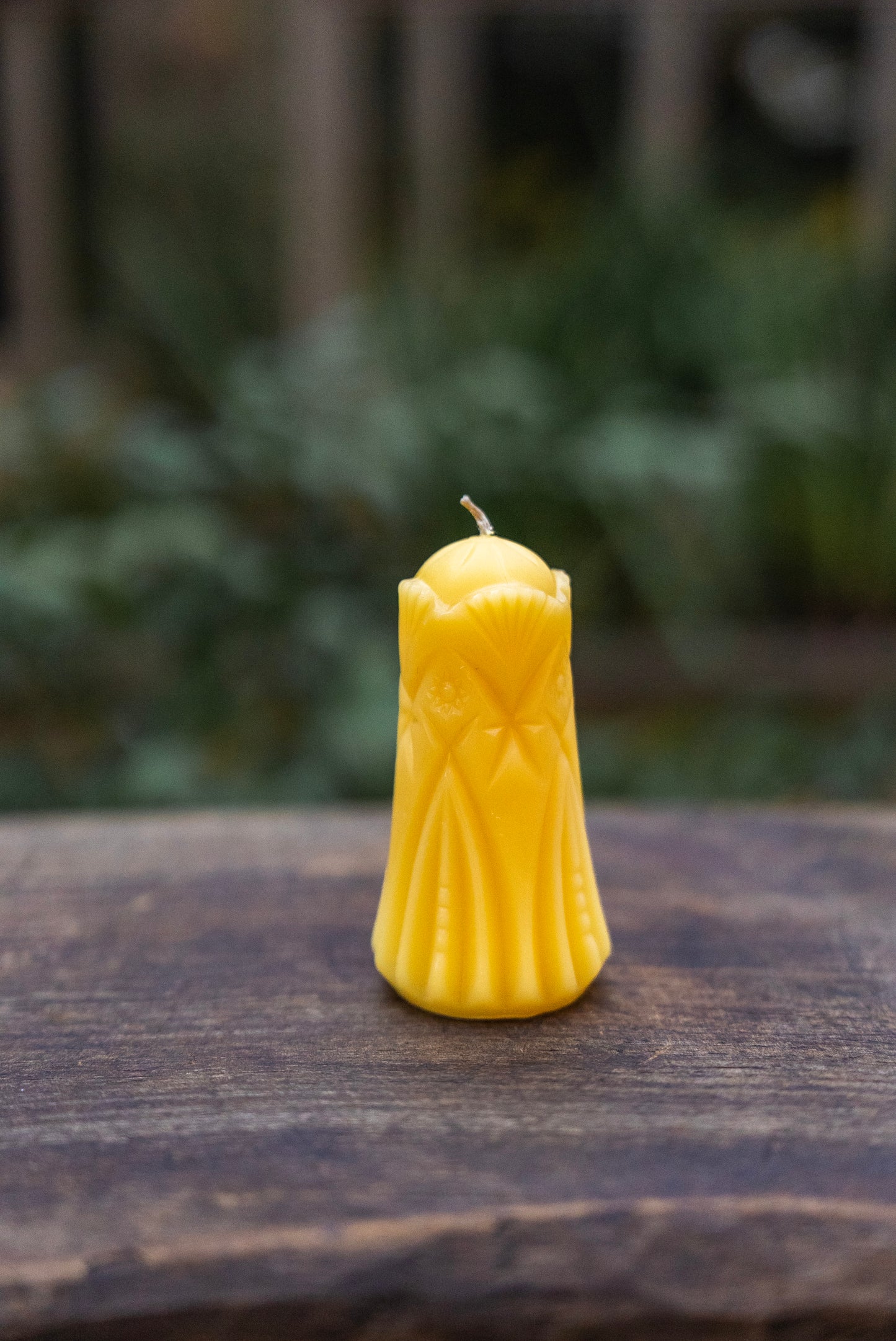 Crystal Shaker Beeswax Candle